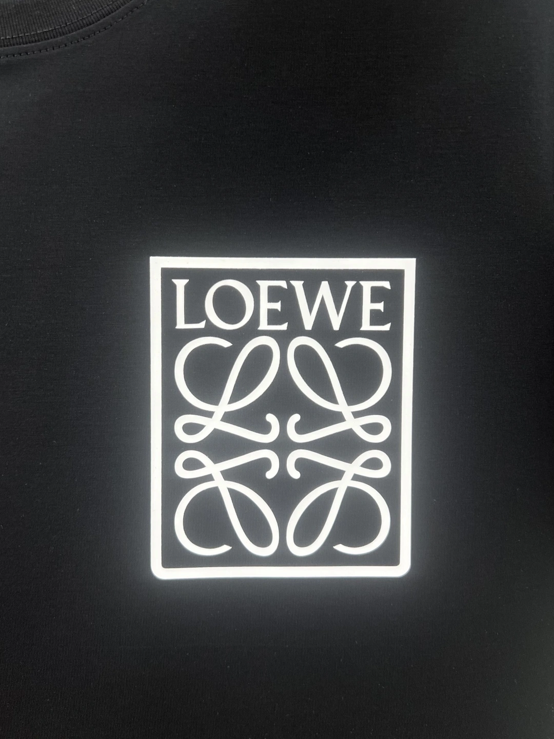 &wg.luxury- 8o5w5 Anagram logo 2Colour item:E-F409D0532-2